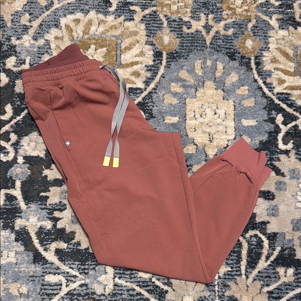 Figs Mauve Scrub Joggers Size Small/P